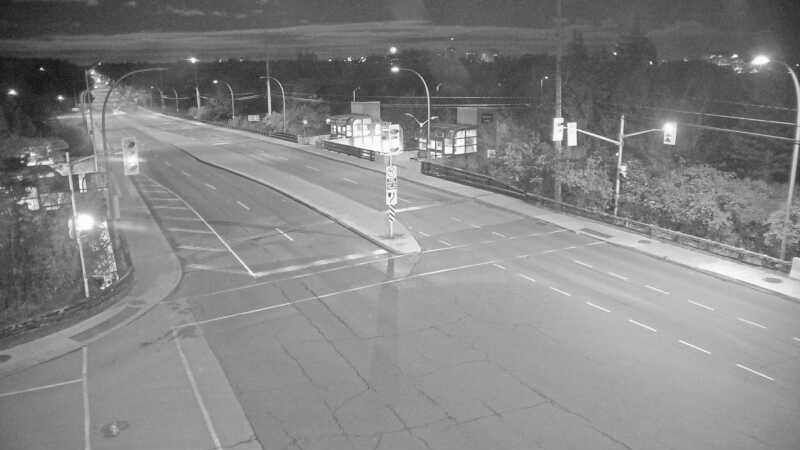 Traffic camera image at 2024-10-16 07:40:23