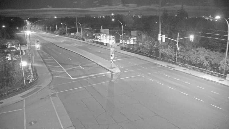 Traffic camera image at 2024-10-16 07:55:23