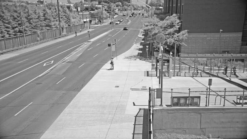 Traffic camera image at 2025-06-30 16:05:21