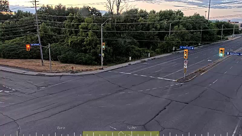 Traffic camera image at 2025-08-25 00:05:27