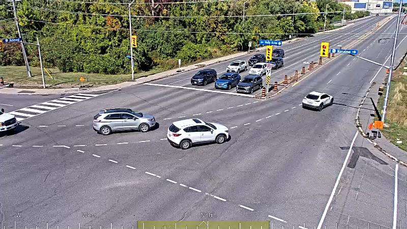 Traffic camera image at 2025-09-14 17:40:23