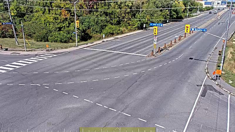 Traffic camera image at 2025-09-14 18:10:21