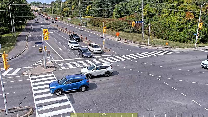 Traffic camera image at 2025-09-17 17:35:25