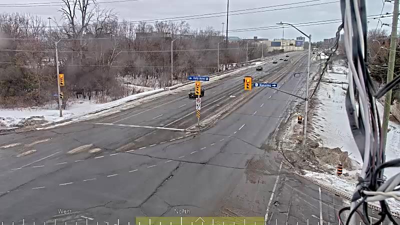 Traffic camera image at 2025-03-09 13:30:15