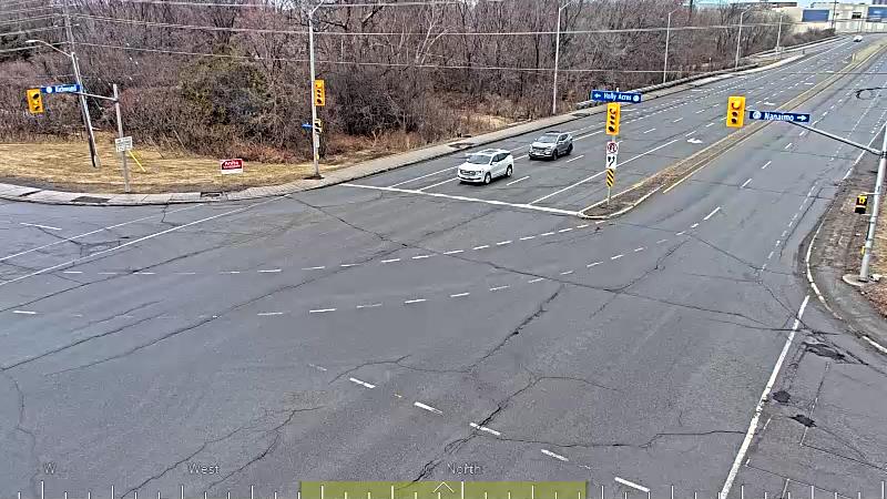 Traffic camera image at 2025-03-25 15:40:18