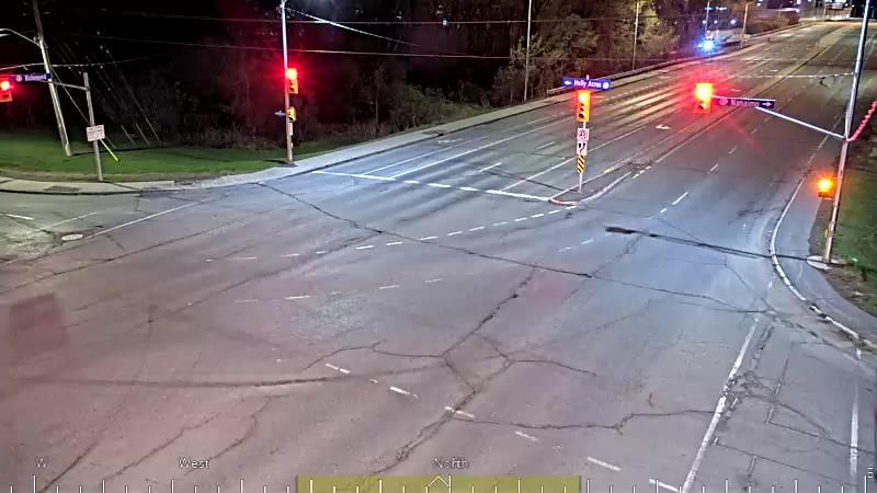 Traffic camera image at 2025-05-09 07:10:16