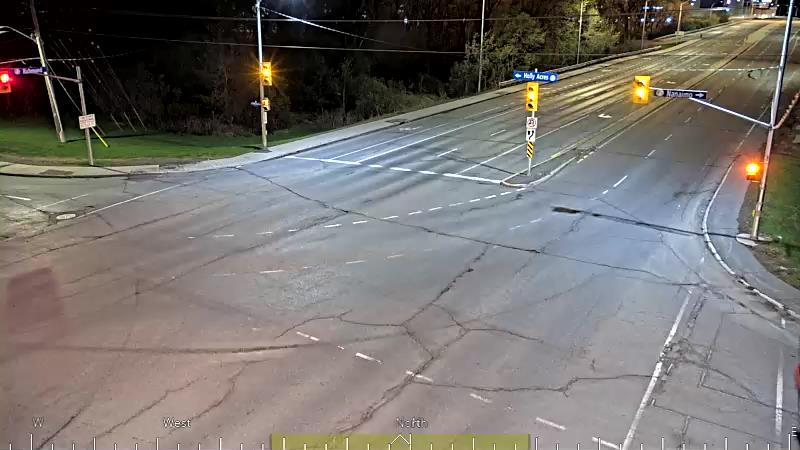 Traffic camera image at 2025-05-09 07:55:15