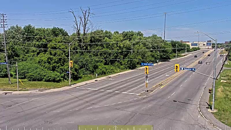 Traffic camera image at 2025-06-30 17:25:35