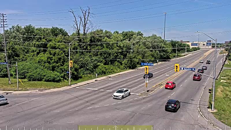 Traffic camera image at 2025-06-30 17:36:57