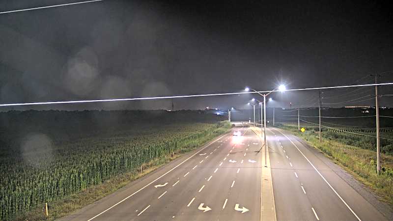 Traffic camera image at 2025-08-04 02:05:21