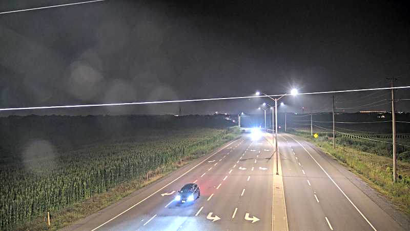Traffic camera image at 2025-08-04 02:30:18