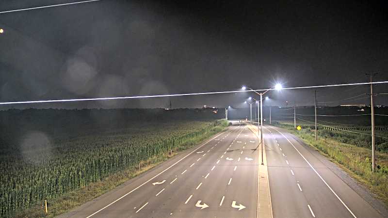 Traffic camera image at 2025-08-04 02:40:21