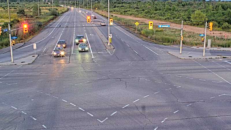 Traffic camera image at 2025-08-25 00:05:27