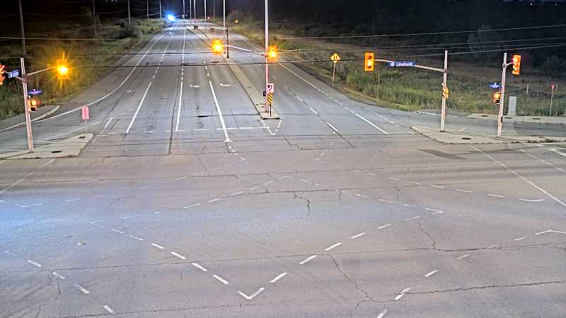 Traffic camera image at 2025-08-25 02:55:35