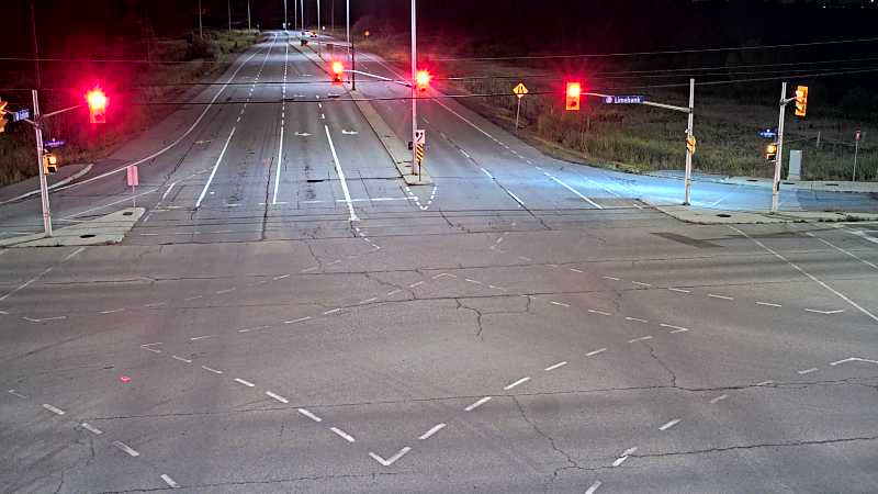Traffic camera image at 2025-08-25 03:20:25