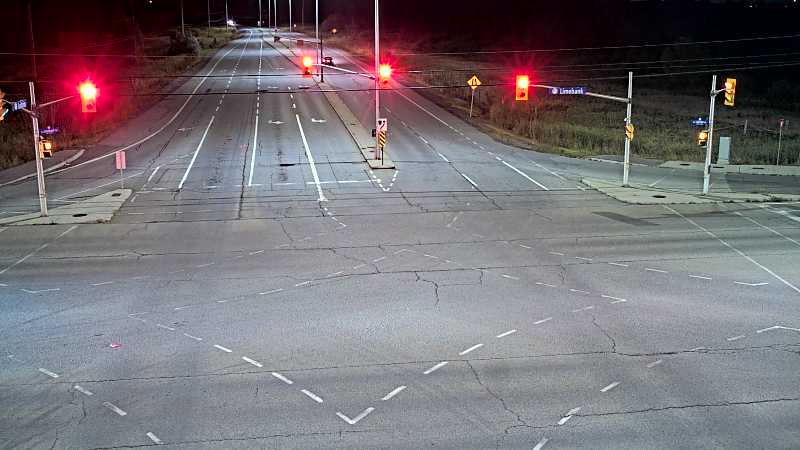 Traffic camera image at 2025-08-25 03:35:19