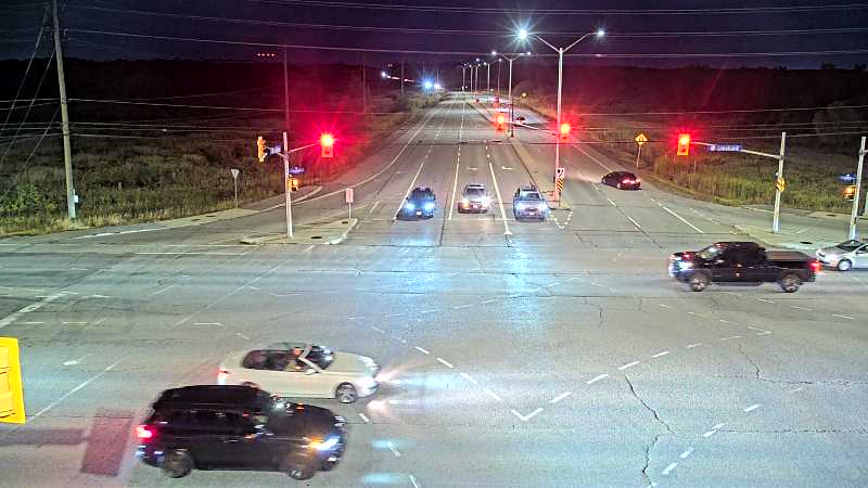 Traffic camera image at 2025-09-01 00:35:38