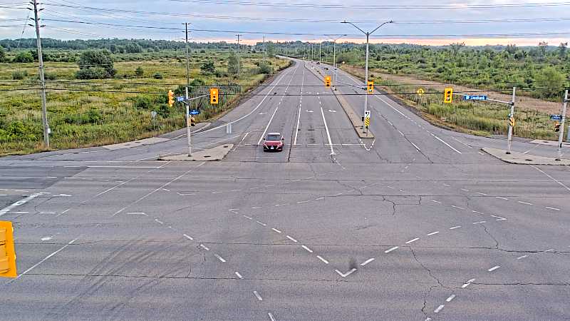 Traffic camera image at 2025-09-07 11:40:21