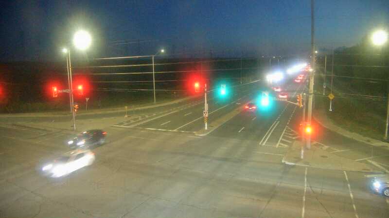 Traffic camera image at 2025-08-25 00:40:22