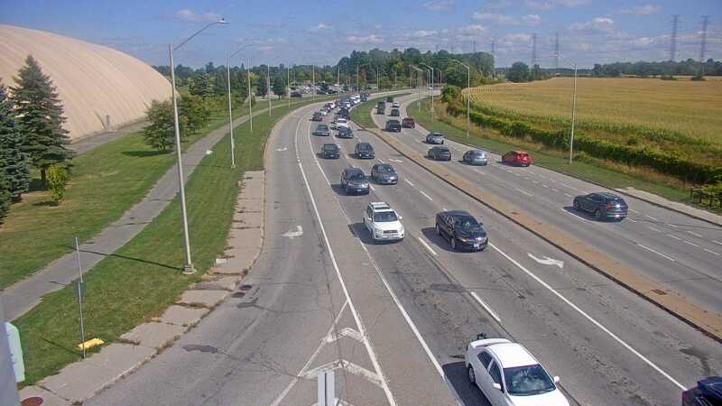 Traffic camera image at 2025-09-14 17:15:25