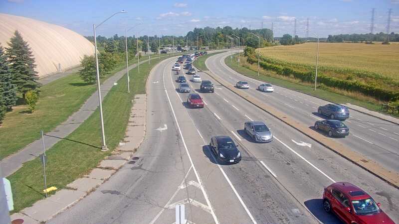 Traffic camera image at 2025-09-14 17:30:22