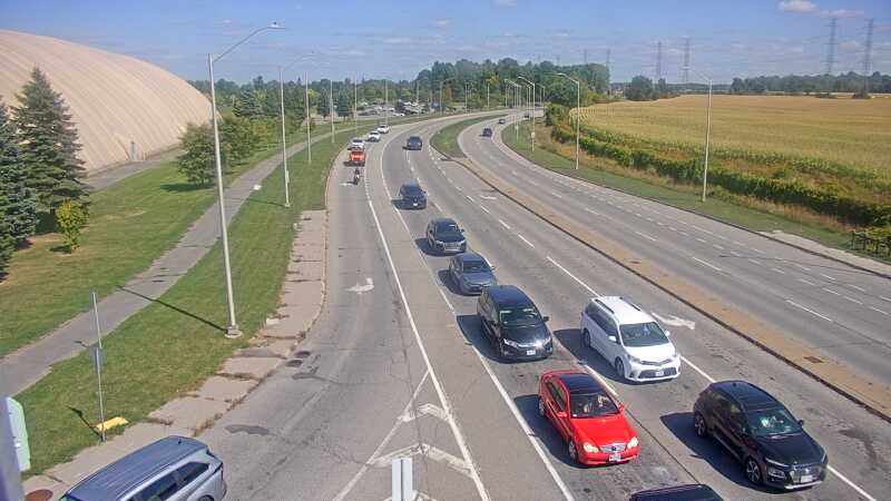 Traffic camera image at 2025-09-14 18:00:44