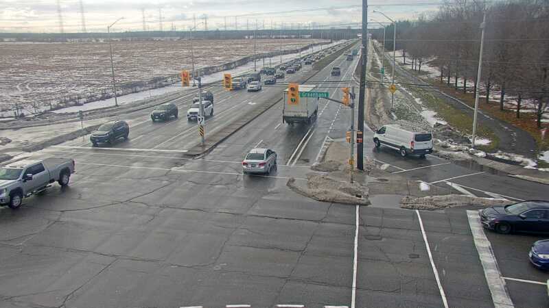 Traffic camera image at 2024-12-30 16:35:47