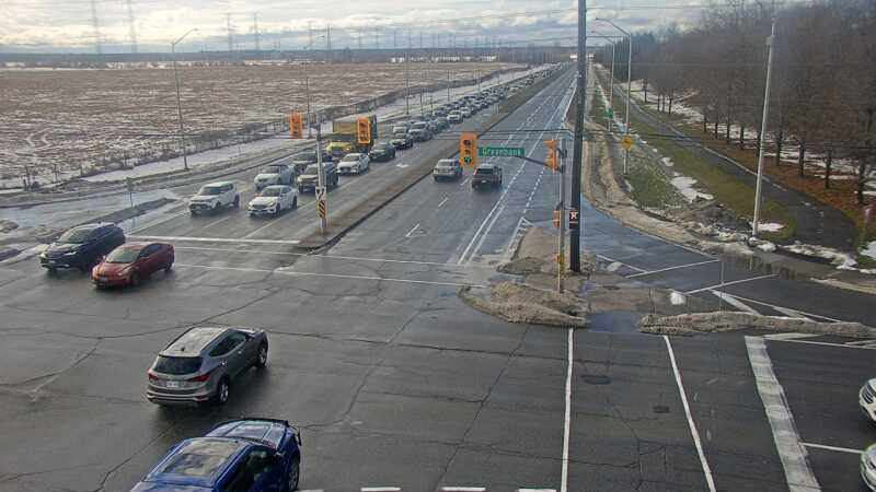 Traffic camera image at 2024-12-30 17:05:34