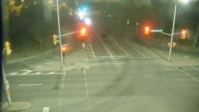 Traffic camera image at 2025-08-25 04:00:22