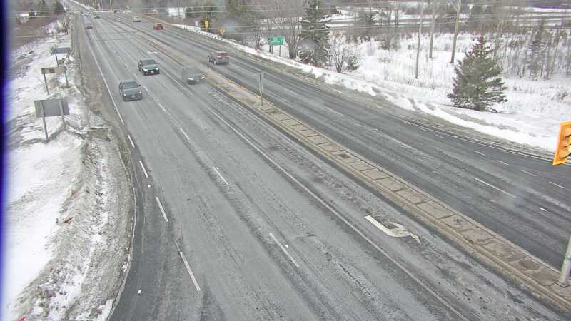 Traffic camera image at 2025-03-09 13:30:15