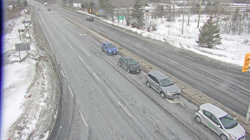 Traffic camera image at 2025-03-09 13:45:38