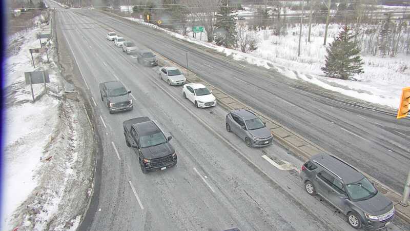 Traffic camera image at 2025-03-09 14:00:35