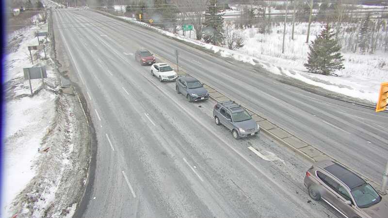 Traffic camera image at 2025-03-09 14:40:21