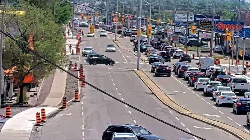 Traffic camera image at 2025-06-30 17:55:23