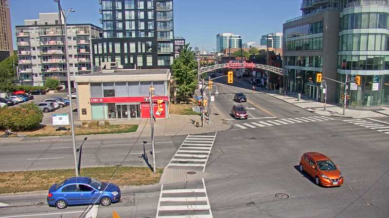 Traffic camera image at 2025-08-24 15:30:27