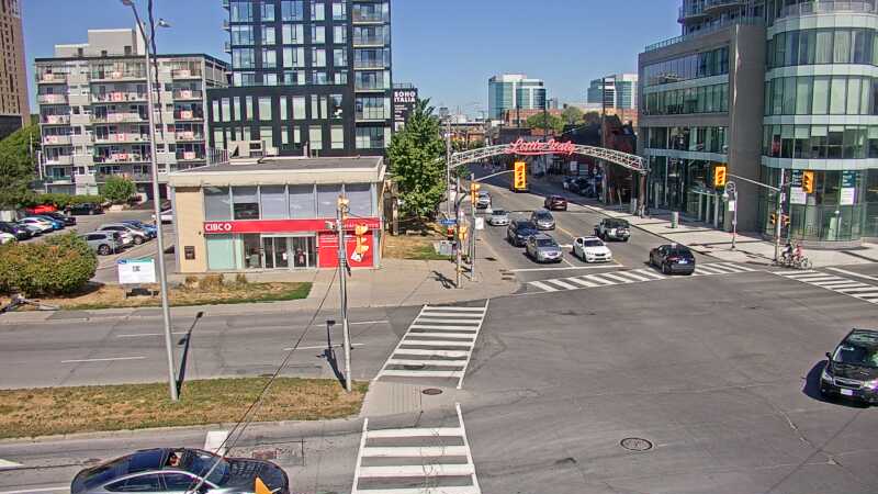 Traffic camera image at 2025-08-24 15:35:21