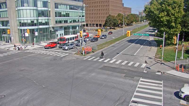 Traffic camera image at 2025-09-14 17:45:30