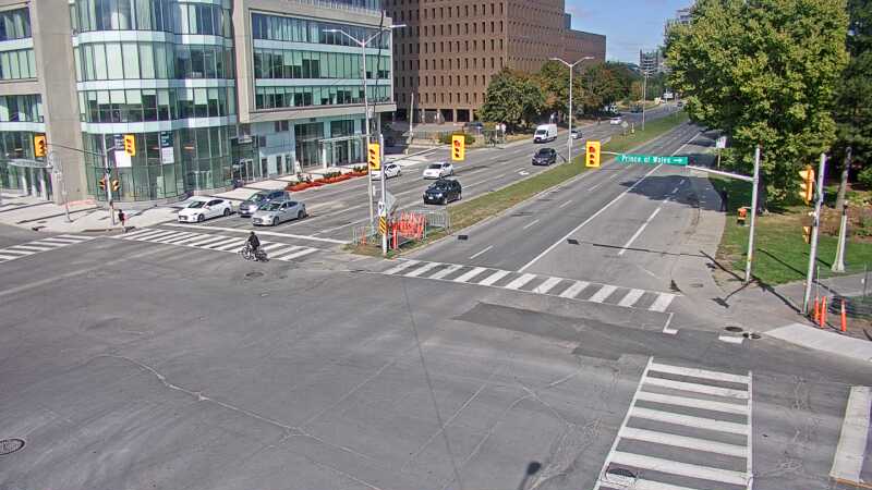 Traffic camera image at 2025-09-14 18:45:27