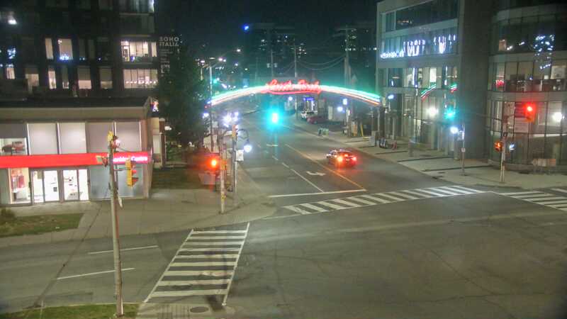 Traffic camera image at 2025-09-18 03:05:24