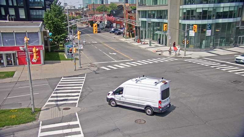 Traffic camera image at 2025-06-30 18:15:20