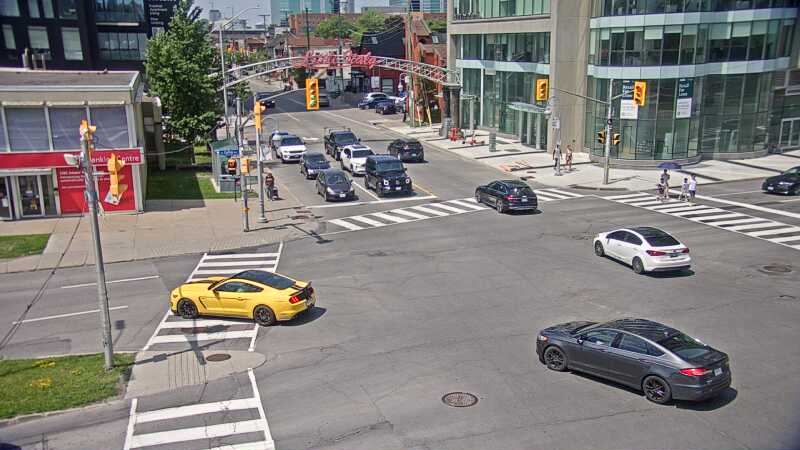 Traffic camera image at 2025-06-30 18:25:27