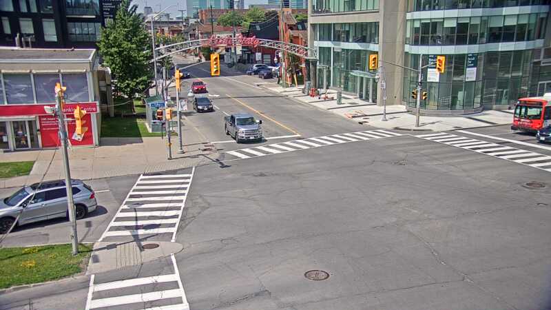 Traffic camera image at 2025-06-30 18:30:22