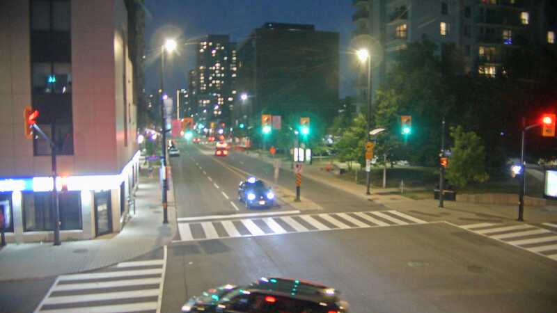 Traffic camera image at 2025-08-04 01:10:23