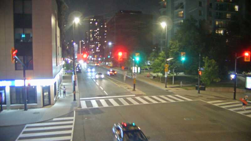 Traffic camera image at 2025-08-04 01:35:24