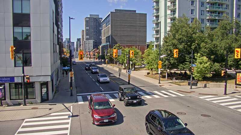 Traffic camera image at 2025-08-24 15:35:22