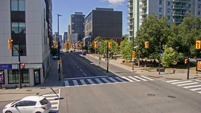 Traffic camera image at 2025-08-24 15:50:24