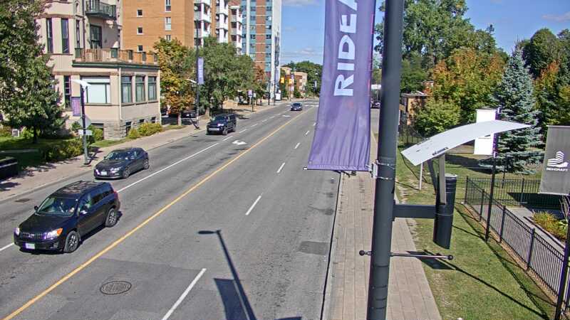 Traffic camera image at 2025-09-14 18:40:27