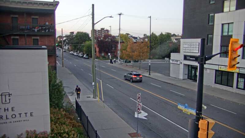 Traffic camera image at 2025-09-18 10:50:26