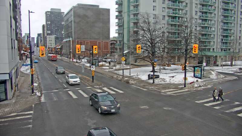 Traffic camera image at 2025-03-09 14:20:30