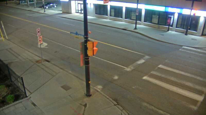 Traffic camera image at 2025-05-09 06:30:17